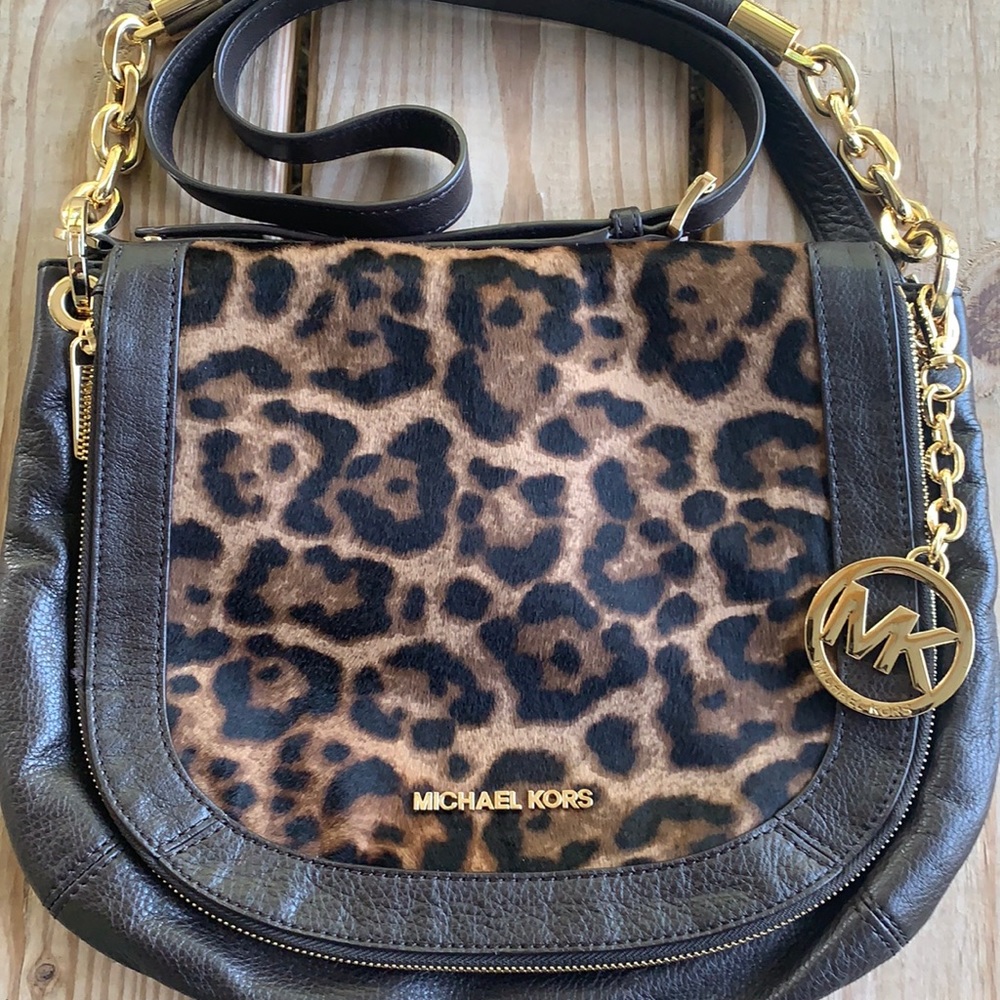 Micheal Kors - Picture 1 of 6